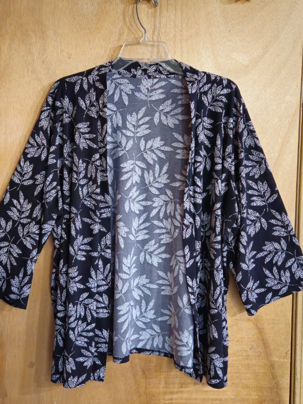 East 5th Cardigan XL Black White Floral